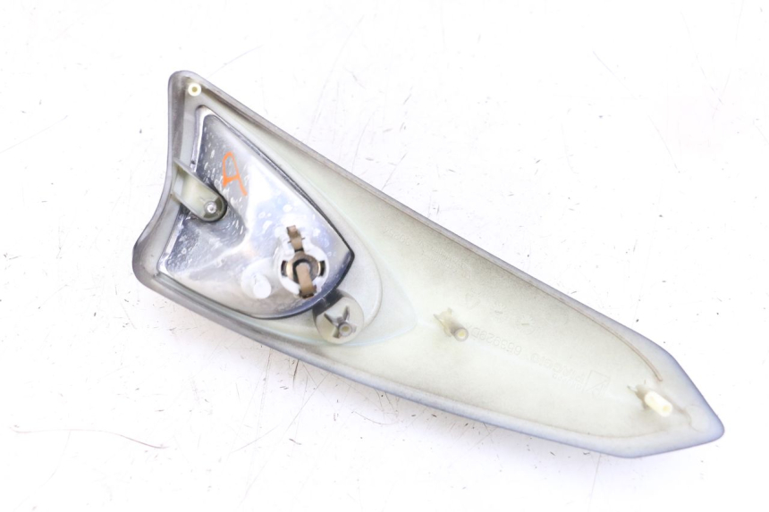 photo de RIGHT FRONT TURN SIGNAL PIAGGIO XEVO - X EVO 125 (2007 - 2016)