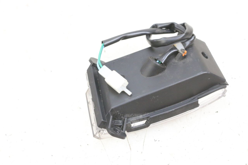 photo de FRONT RIGHT TURN SIGNAL EFUN PUSA 1 - Technical close-up