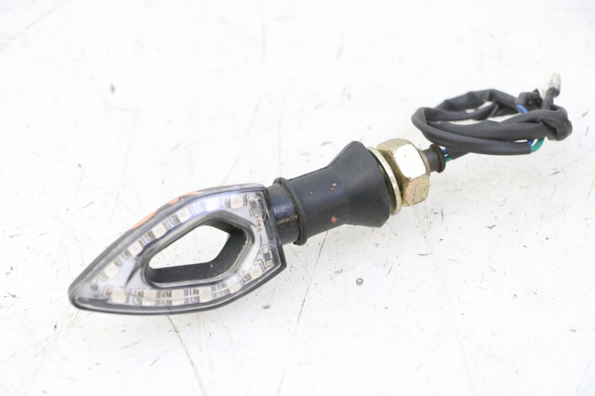 photo de FRONT RIGHT TURN SIGNAL MAG POWER R-STREET 50 (2016 - 2025)