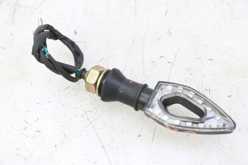 photo de FRONT RIGHT TURN SIGNAL MAG POWER R-STREET 50 (2016 - 2025)