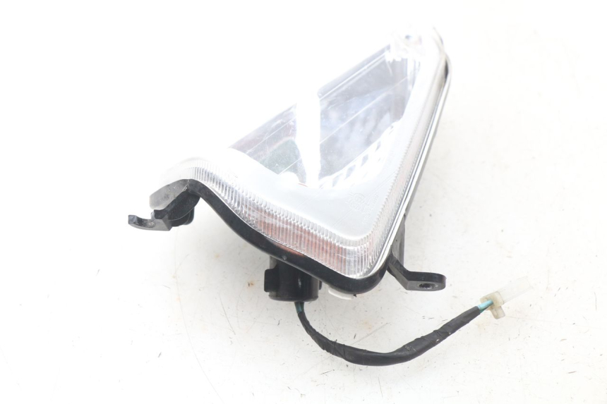 photo de FRONT RIGHT TURN SIGNAL DAELIM S2 FI 125 (2008 - 2017)