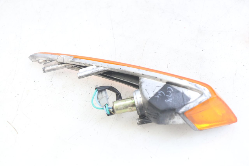 photo de RIGHT FRONT TURN SIGNAL HONDA SCV LEAD 100 (2003 - 2007)