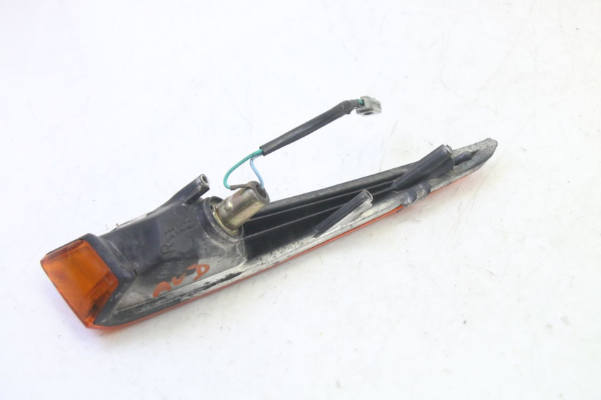 photo de RIGHT FRONT TURN SIGNAL HONDA SCV LEAD 100 (2003 - 2007)