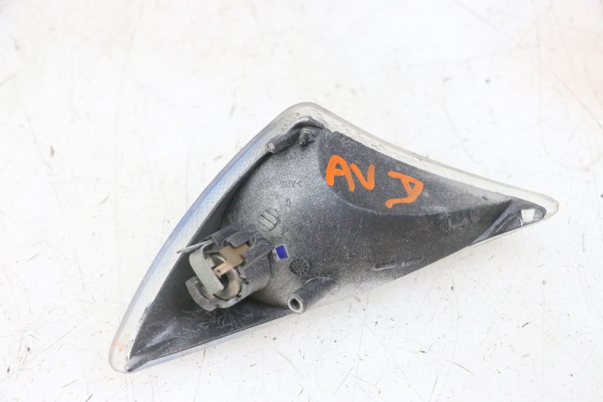 photo de FRONT RIGHT TURN SIGNAL PEUGEOT SPEEDFIGHT 2 LC 50 (2000 - 2009)