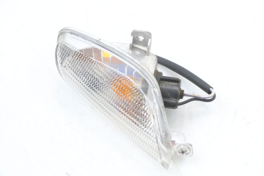 photo de FRONT RIGHT TURN SIGNAL APRILIA SR 2T 50 (2018 - 2022)