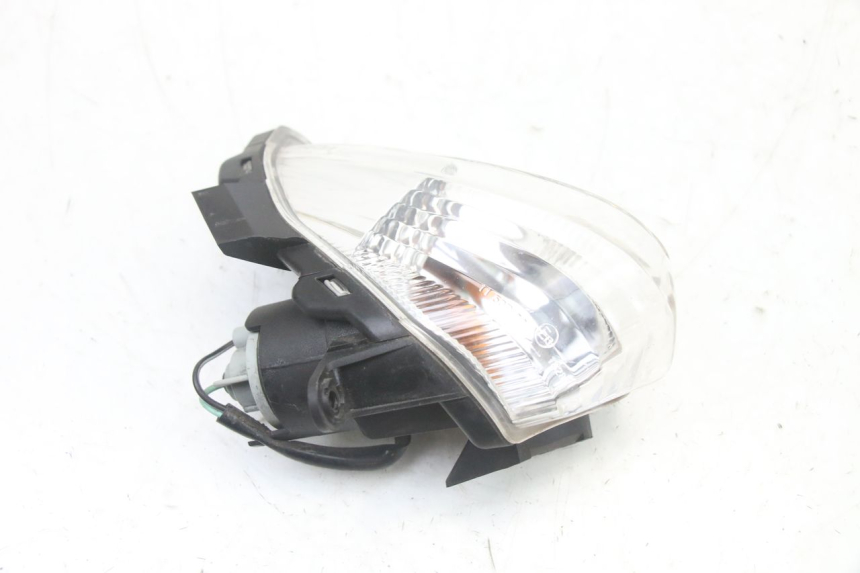 photo de FRONT RIGHT TURN SIGNAL SUZUKI BURGMAN 125 (2018 - 2021)