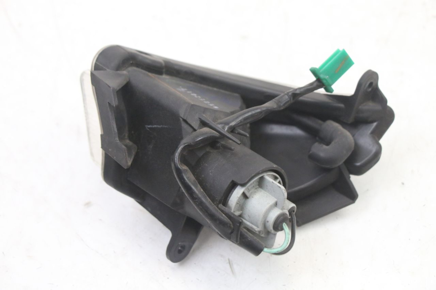 photo de FRONT RIGHT TURN SIGNAL SUZUKI BURGMAN 125 (2018 - 2021)