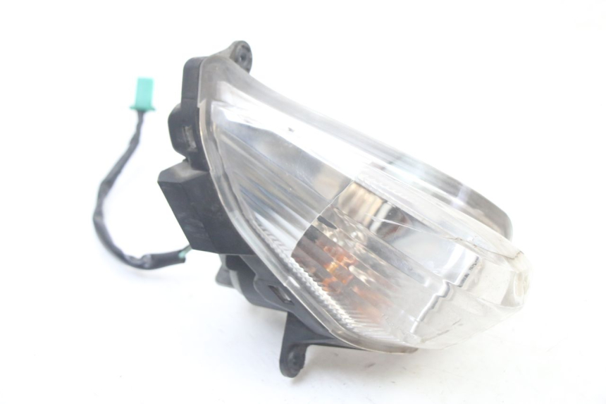 photo de FRONT RIGHT TURN SIGNAL SUZUKI BURGMAN 125 (2015 - 2017)