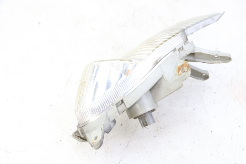 photo de RIGHT FRONT TURN SIGNAL SUZUKI BURGMAN 125 (2007 - 2014)