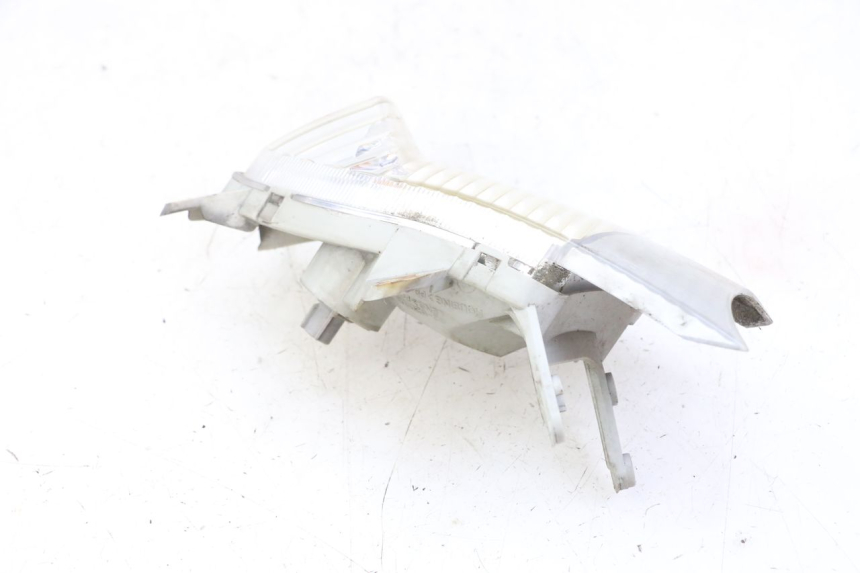 photo de RIGHT FRONT TURN SIGNAL SUZUKI BURGMAN 125 (2007 - 2014)