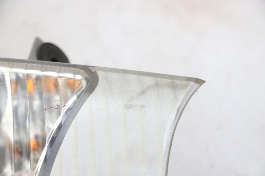 photo de RIGHT FRONT TURN SIGNAL SUZUKI BURGMAN 125 (2007 - 2014)