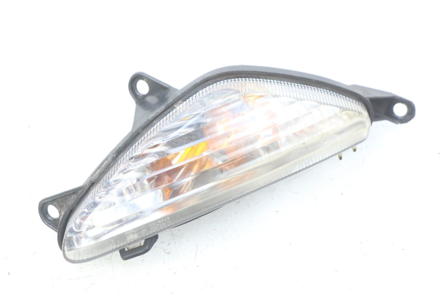 photo de RIGHT FRONT TURN SIGNAL SUZUKI SIXTEEN 125 (2008 - 2010)