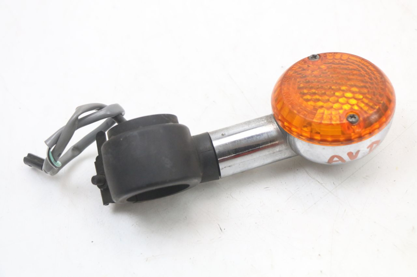 photo de FRONT RIGHT TURN SIGNAL SUZUKI VL INTRUDER 125 (2004 - 2007)