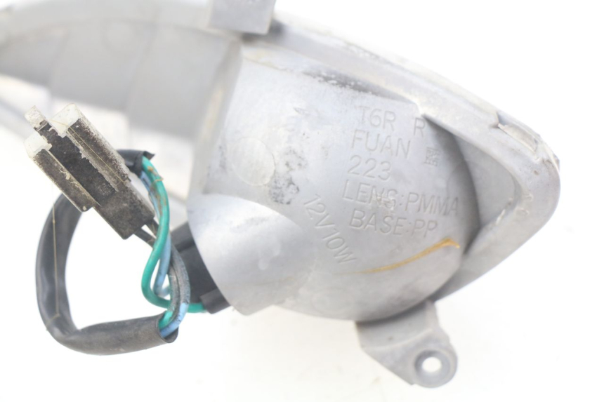photo de RIGHT FRONT TURN SIGNAL SYM JET EURO X 2T 50 (2003 - 2007)