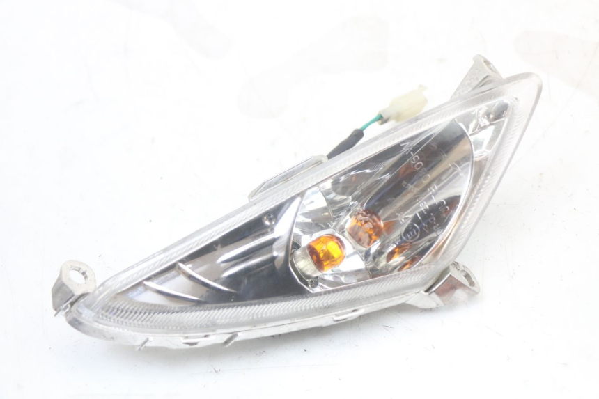 photo de FRONT RIGHT TURN SIGNAL SYM ORBIT 2 4T 50 (2018 - 2022)