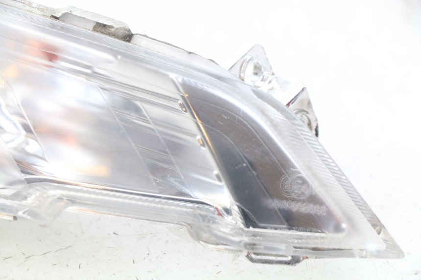 photo de RIGHT FRONT TURN SIGNAL PEUGEOT TWEET 4T 50 (2018 - 2020)