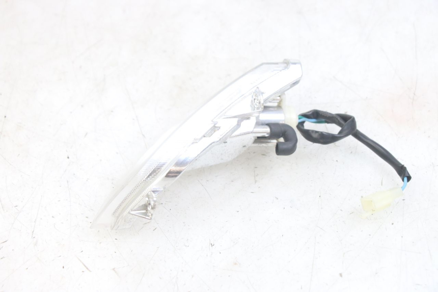 photo de FRONT RIGHT TURN SIGNAL PEUGEOT TWEET 4T 50 (2014 - 2019)