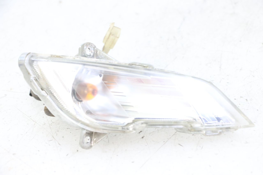 photo de FRONT RIGHT TURN SIGNAL PEUGEOT TWEET 4T 50 (2014 - 2019)
