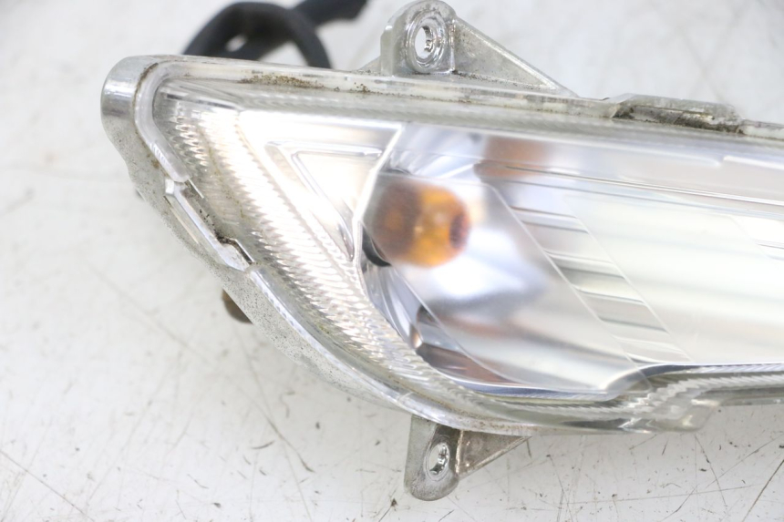 photo de FRONT RIGHT TURN SIGNAL PEUGEOT TWEET 4T 50 (2014 - 2019)