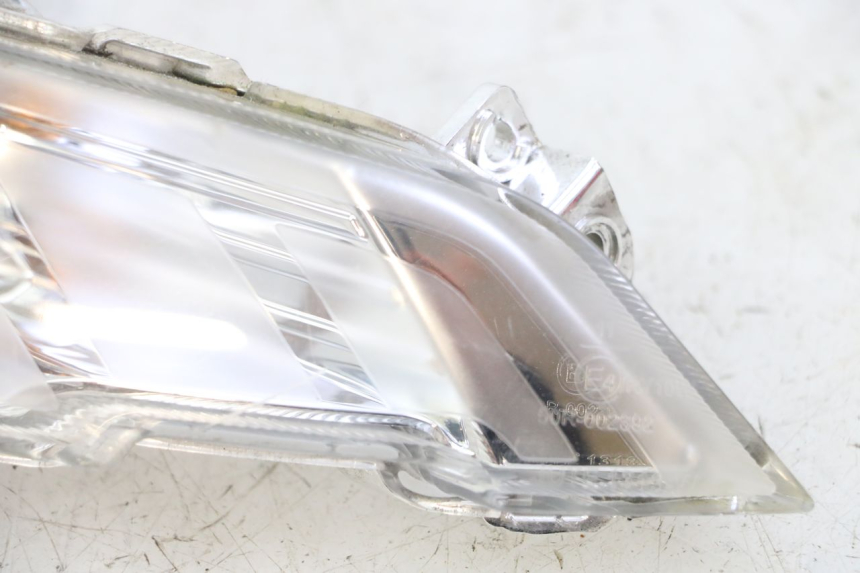 photo de RIGHT FRONT TURN SIGNAL PEUGEOT TWEET 4T 50 (2018 - 2020)