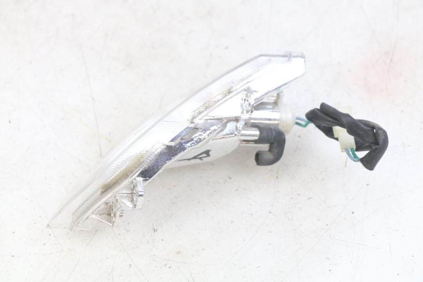 photo de RIGHT FRONT TURN SIGNAL PEUGEOT TWEET 125 (2018 - 2021)