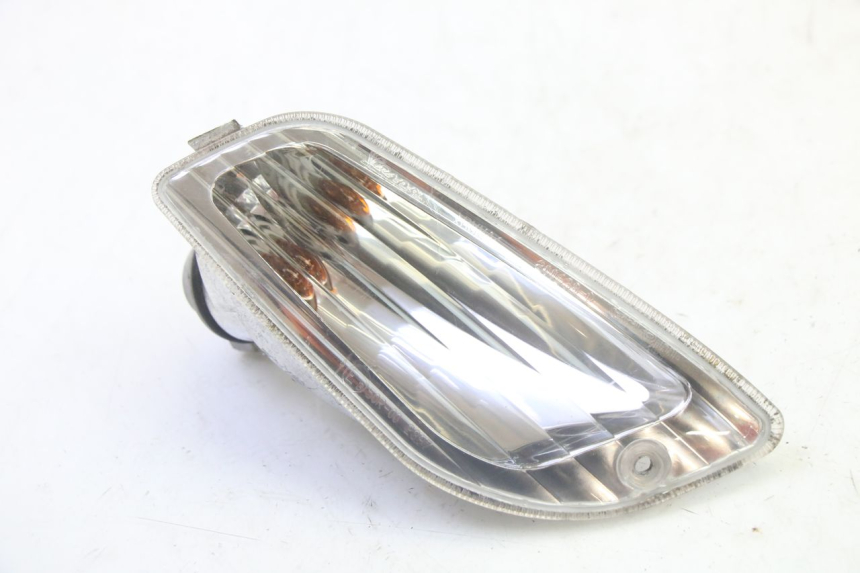 photo de RIGHT FRONT TURN SIGNAL PIAGGIO VESPA S 2T 50 (2007 - 2014)