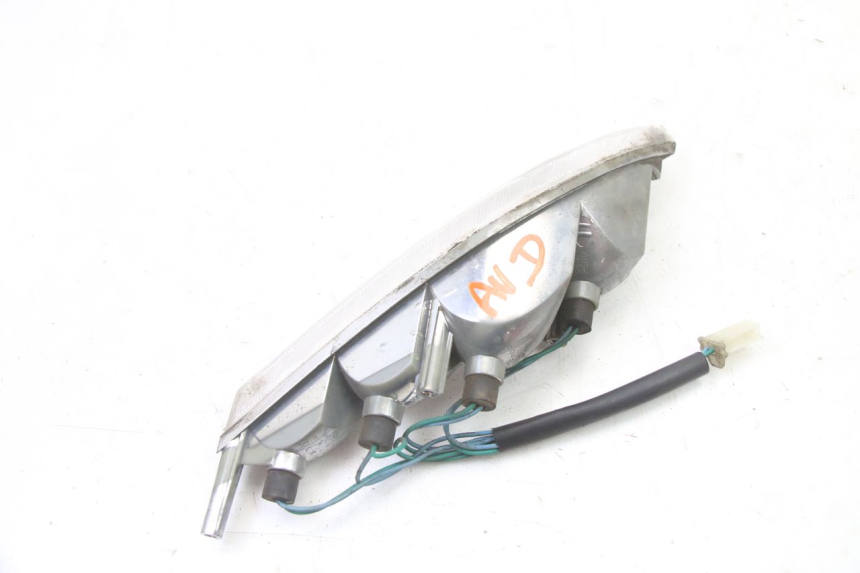 photo de FRONT RIGHT TURN SIGNAL PEUGEOT VIVACITY NEW 2T 50 (2008 - 2017)