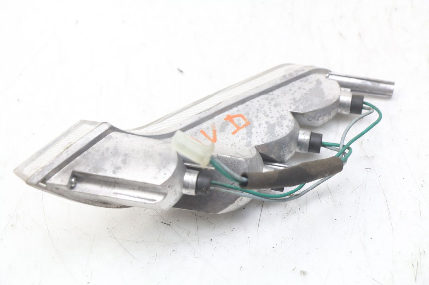 photo de FRONT RIGHT TURN SIGNAL PEUGEOT VIVACITY 125 (2010 - 2017)