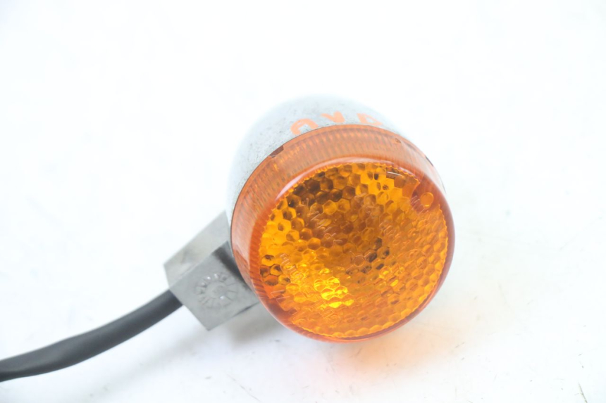 photo de FRONT RIGHT TURN SIGNAL YAMAHA WHY 50 (1998 - 2000)