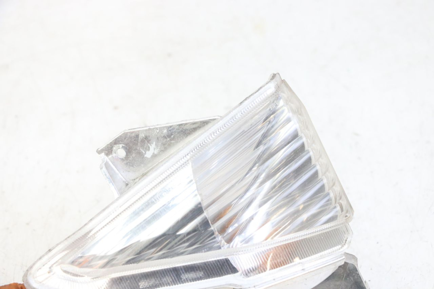 photo de FRONT RIGHT TURN SIGNAL YAMAHA X-MAX XMAX 125 (2010 - 2014)