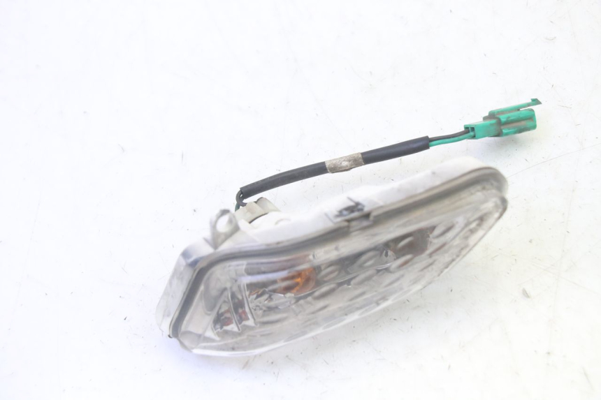 photo de RIGHT FRONT TURN SIGNAL YAMAHA X-MAX XMAX 250 (2006 - 2009)