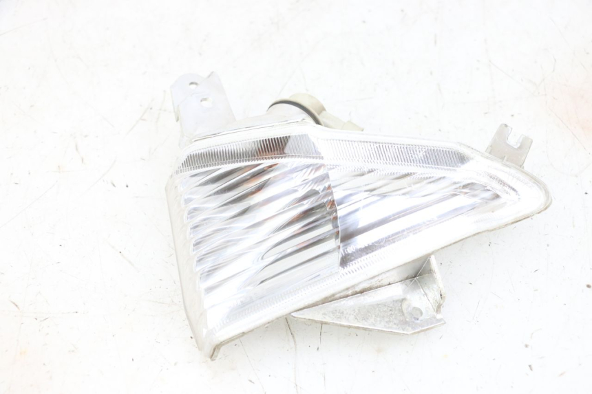 photo de FRONT RIGHT TURN SIGNAL YAMAHA X-MAX XMAX 125 (2010 - 2013) - Main view