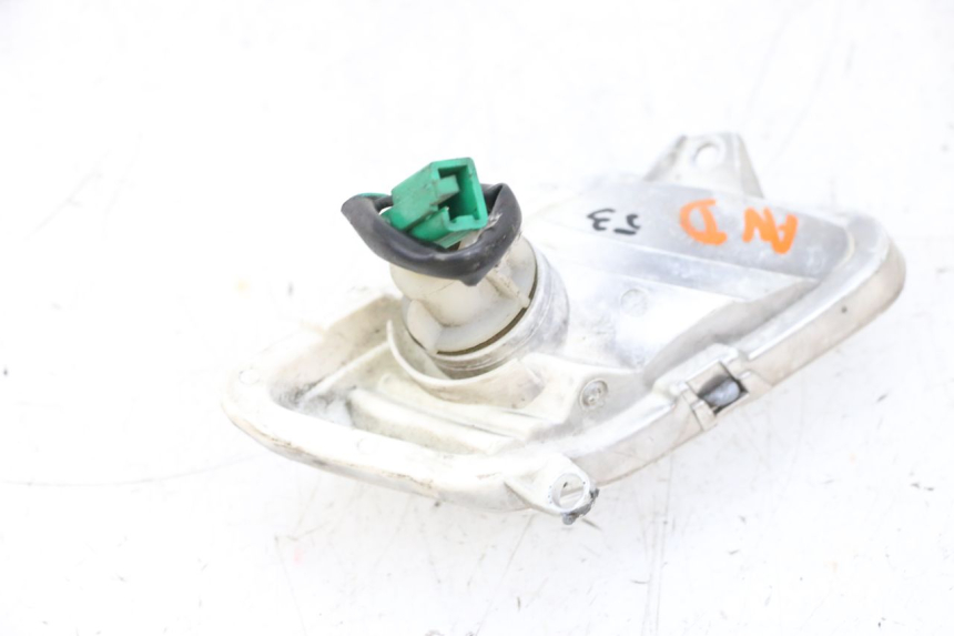 photo de RIGHT FRONT TURN SIGNAL YAMAHA XMAX X-MAX 125 (2006 - 2009) - Product overview