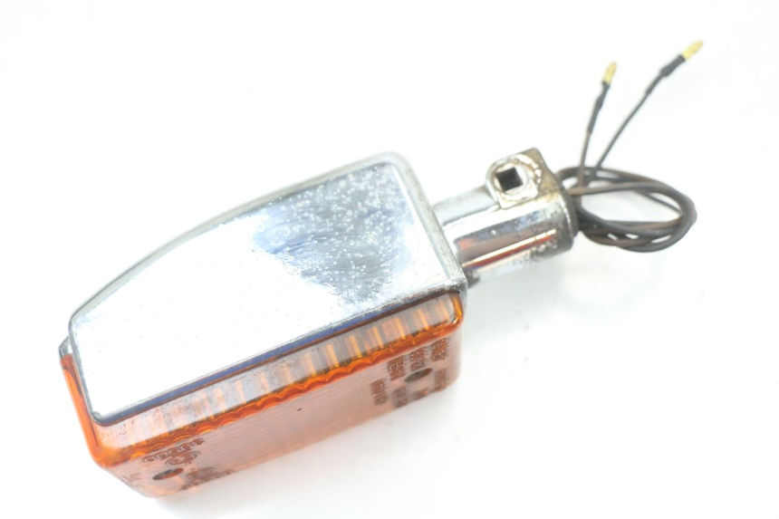 photo de FRONT RIGHT TURN SIGNAL YAMAHA XJ F 900 (1983 - 1994)