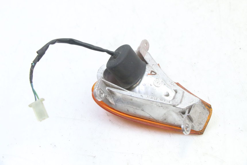 photo de FRONT RIGHT TURN SIGNAL HONDA XLV VARADERO 125 (2000 - 2006)