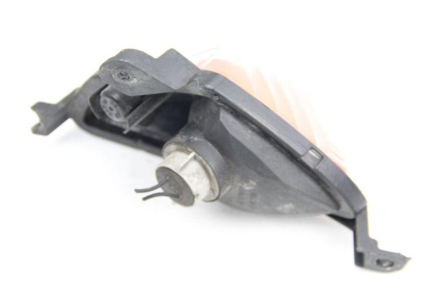 photo de RIGHT FRONT TURN SIGNAL YAMAHA FJR ABS 1300 (2006 - 2012)