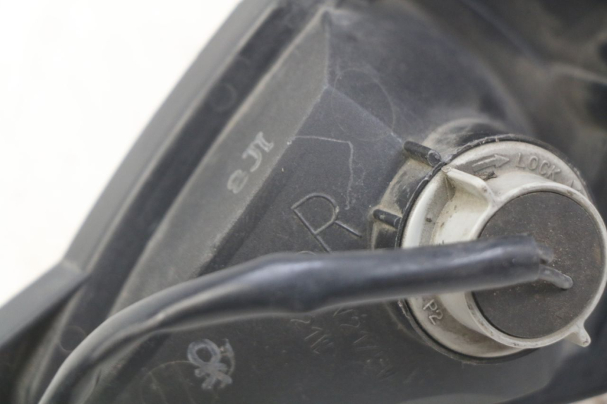 photo de RIGHT FRONT TURN SIGNAL YAMAHA FJR ABS 1300 (2006 - 2012)