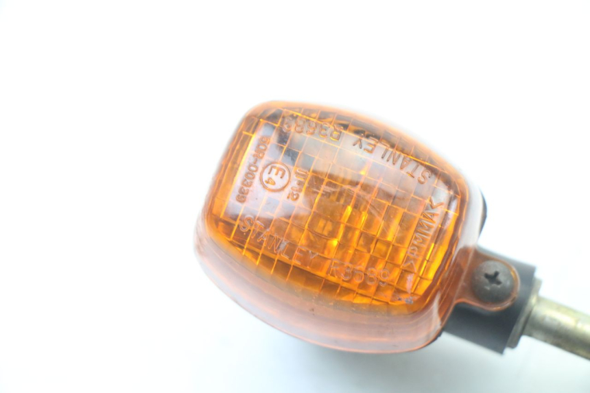 photo de FRONT RIGHT TURN SIGNAL YAMAHA SR 125 (1982 - 2003)