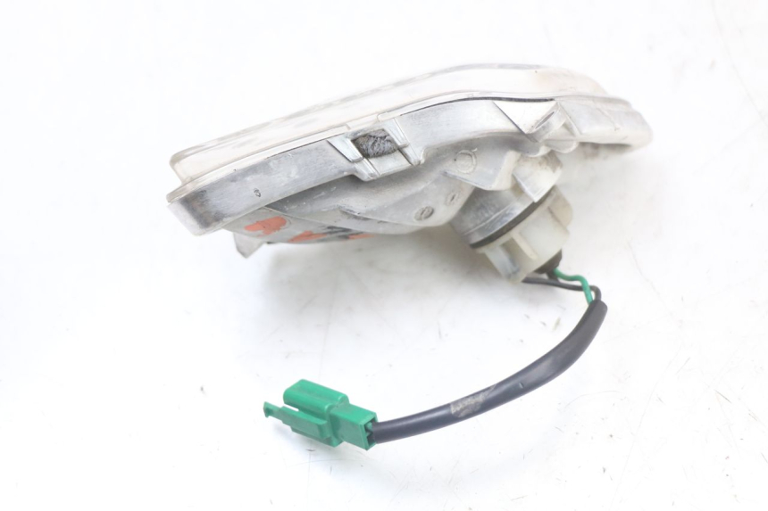 photo de RIGHT FRONT TURN SIGNAL YAMAHA X-MAX XMAX 250 (2006 - 2009)