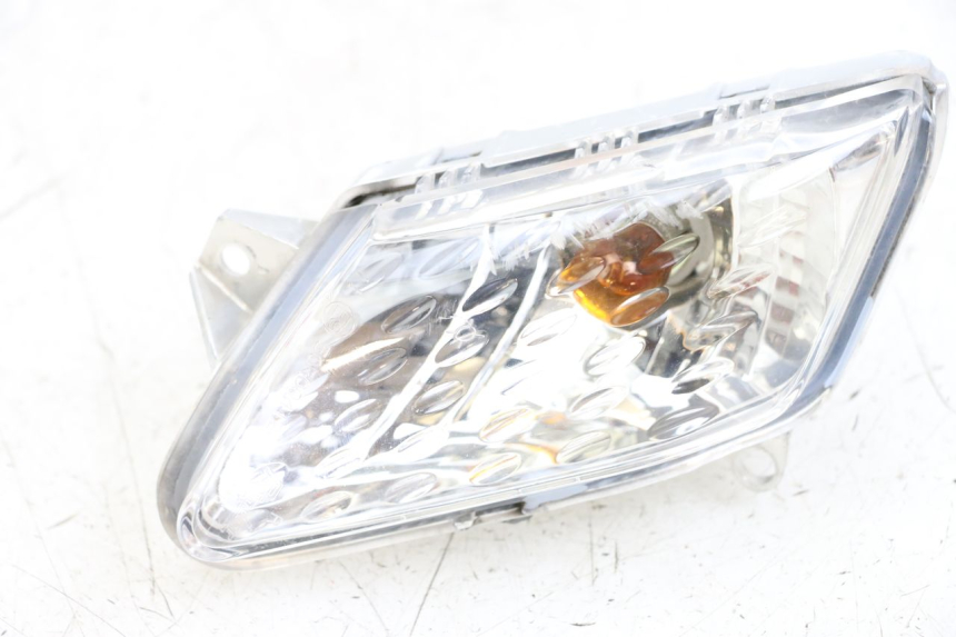 photo de RIGHT FRONT TURN SIGNAL YAMAHA XMAX X-MAX 125 (2006 - 2009)