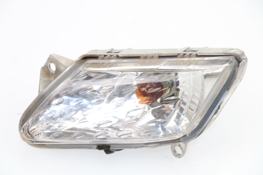 photo de RIGHT FRONT TURN SIGNAL YAMAHA XMAX X-MAX 125 (2006 - 2009)