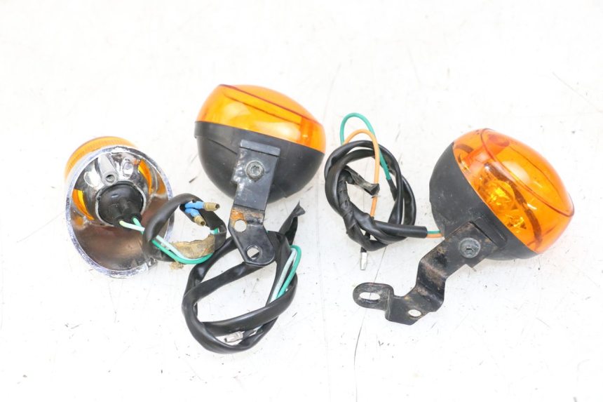 photo de FRONT TURN SIGNAL EUROCKA RETRO 50 (2007 - 2014)