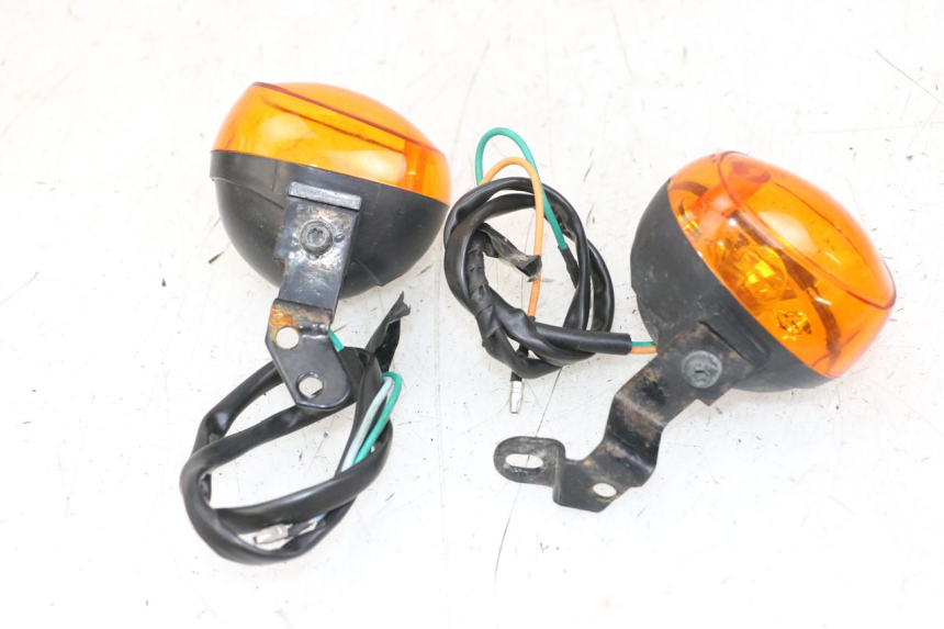 photo de FRONT TURN SIGNAL EUROCKA RETRO 50 (2007 - 2014)