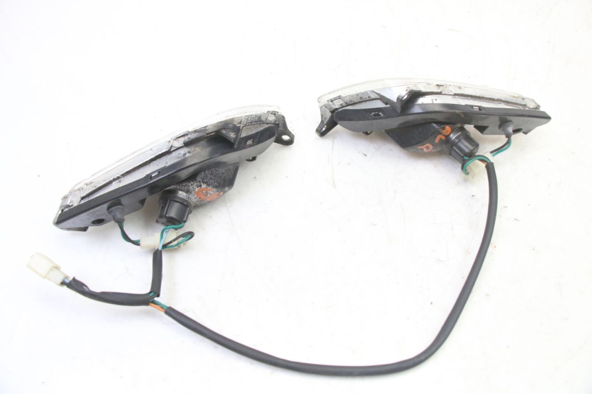 photo de FRONT TURN SIGNAL SYM FIDDLE 3 III 125 (2014 - 2020)