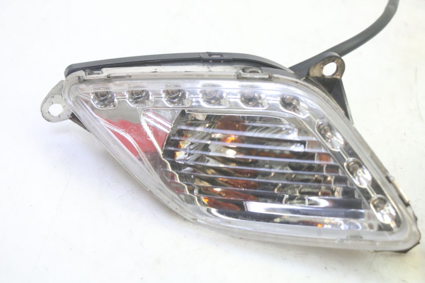 photo de FRONT TURN SIGNAL SYM FIDDLE 3 III 125 (2014 - 2020) - Component detail
