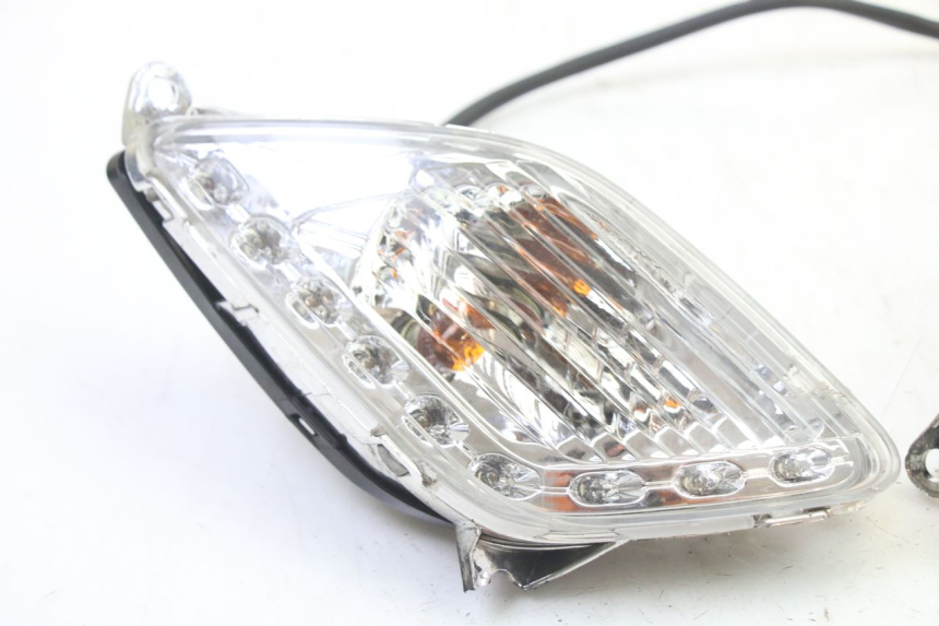 photo de FRONT TURN SIGNAL SYM FIDDLE 3 III 50 (2014 - 2020)