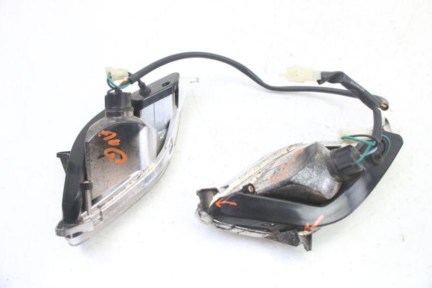 photo de FRONT TURN SIGNAL SYM FIDDLE 3 III 50 (2014 - 2020)
