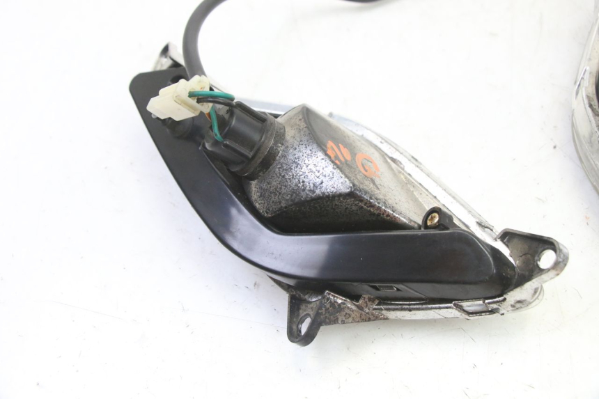 photo de FRONT TURN SIGNAL SYM FIDDLE 3 III 50 (2014 - 2020)