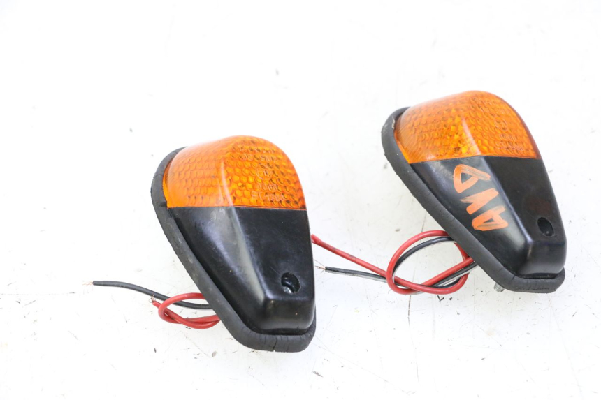photo de FRONT TURN SIGNAL YAMAHA FJ 36Y 1100 (1984 - 1985)