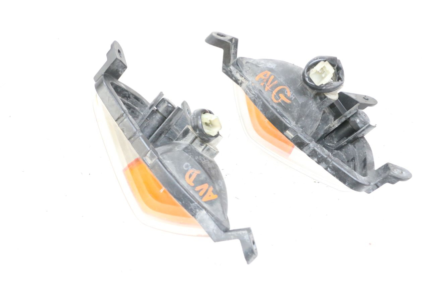 photo de FRONT TURN SIGNAL YAMAHA FJR ABS 1300 (2006 - 2012) - Technical close-up